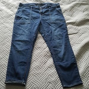 Cropped Square Pocket Jeans